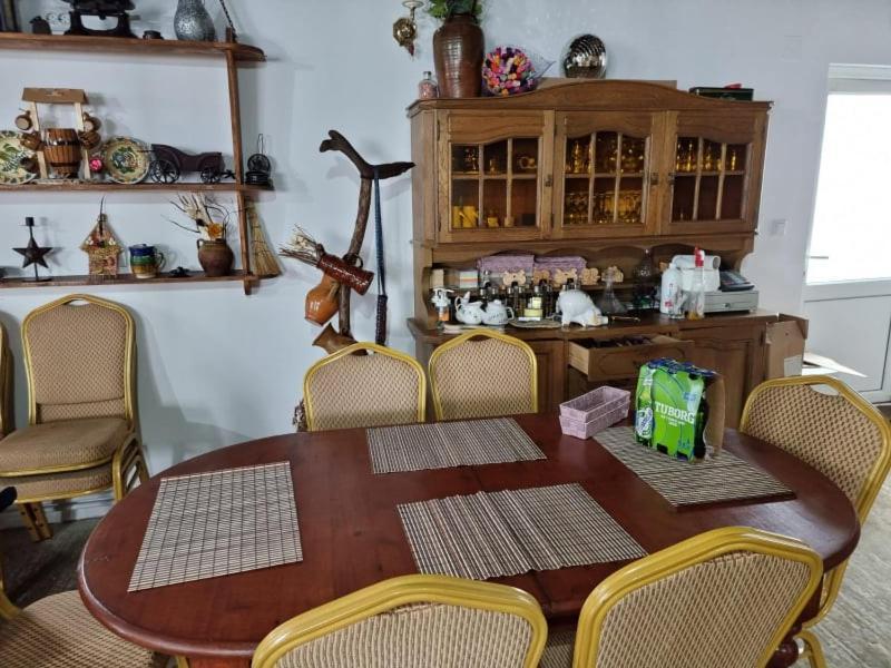 Cabana Dor De-Acas / Restaurant Dor De-Acas Gura Haitii Exterior foto